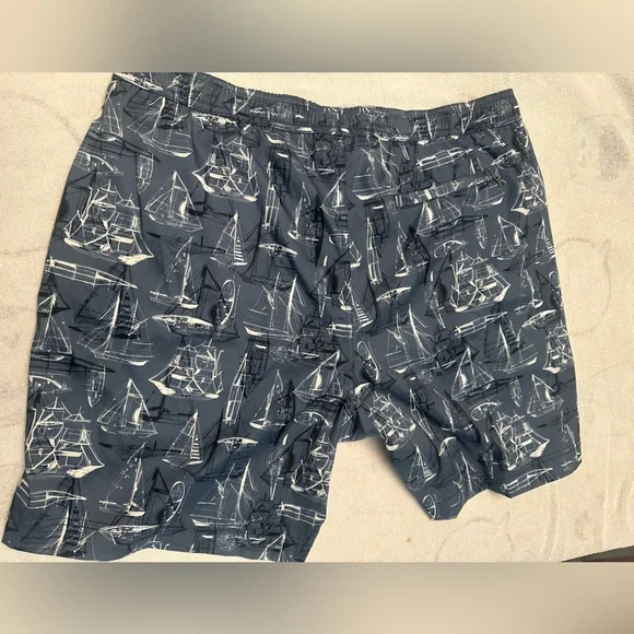 Never worn: Onia Charles Boat Print Men’s Swim Trunks Size XXL